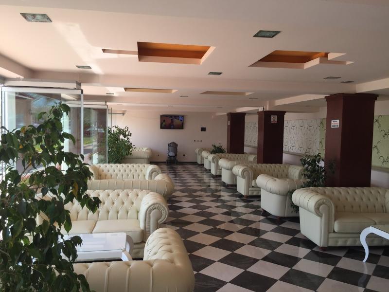 Hotel Ferrara Дуррес Экстерьер фото