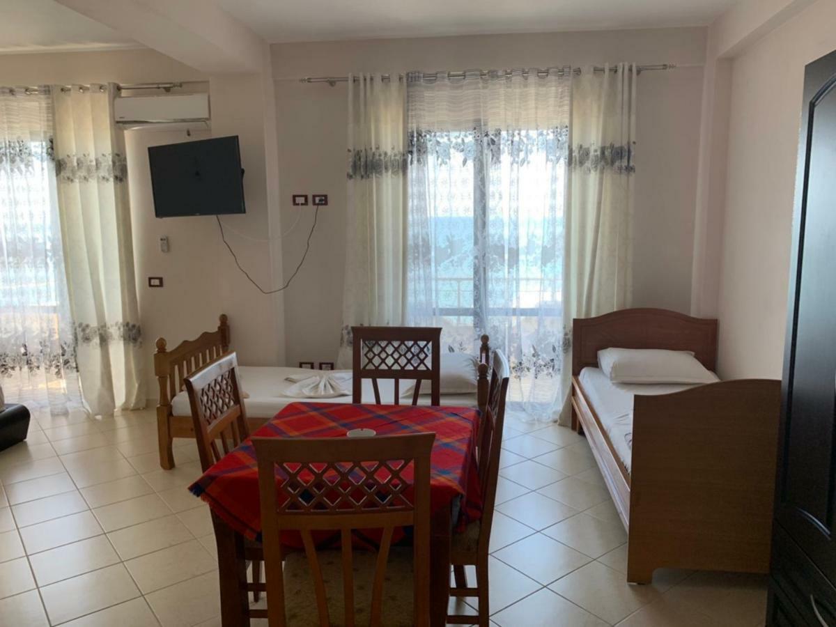 Hotel Ferrara Дуррес Экстерьер фото