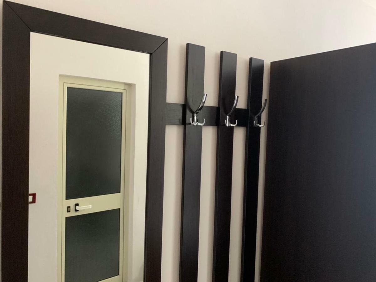 Hotel Ferrara Дуррес Экстерьер фото